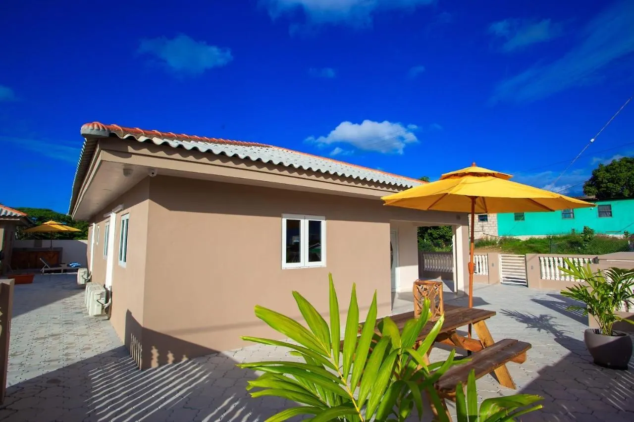 Lovely Caribbean Family Villa With Private Pool Willemstad