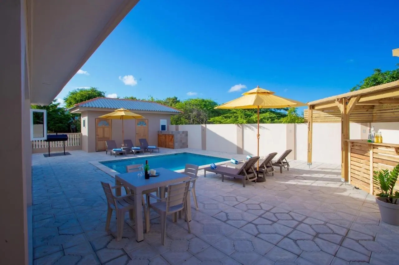 Lovely Caribbean Family Villa With Private Pool Willemstad