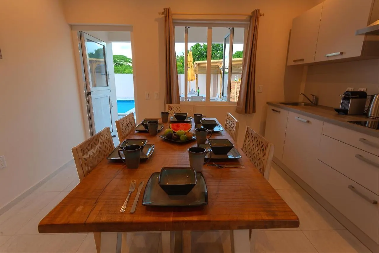 Lovely Caribbean Family Villa With Private Pool Willemstad