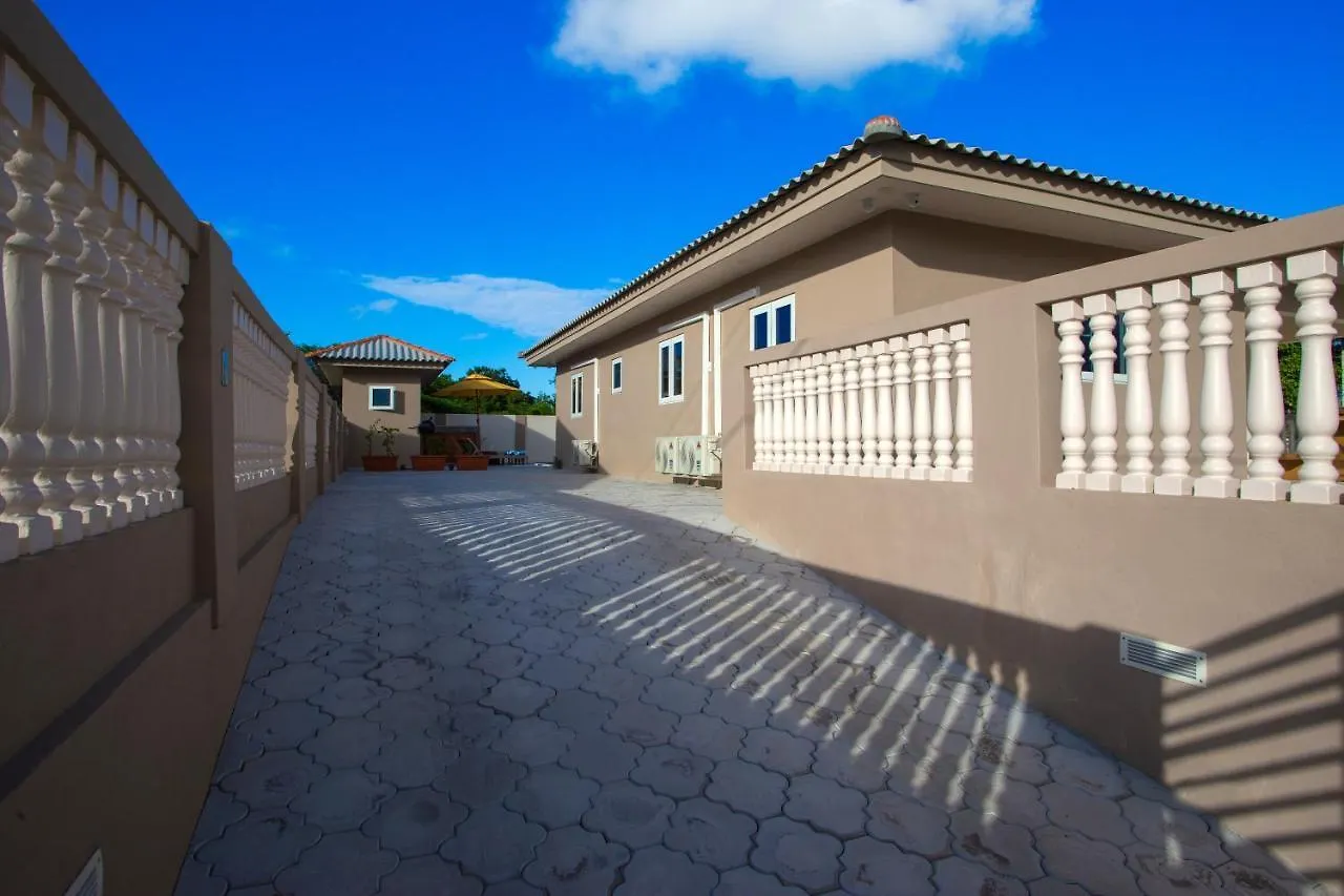 Lovely Caribbean Family Villa With Private Pool Willemstad 0*,  Curacao